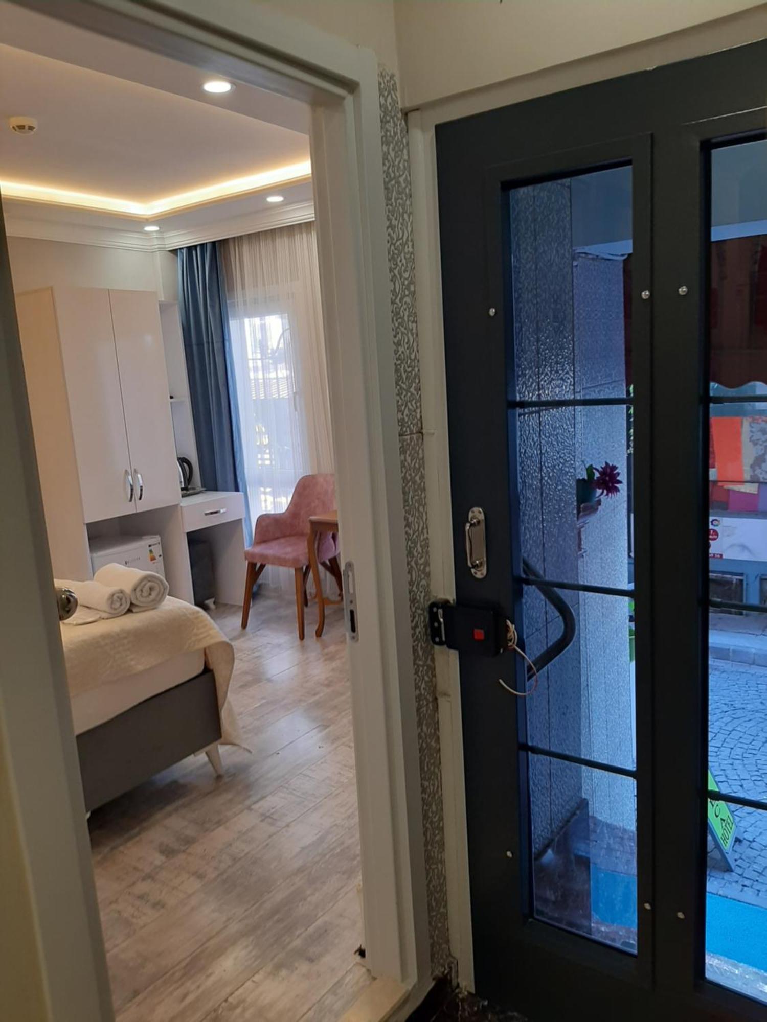Verseca Hotel Istanboel Buitenkant foto